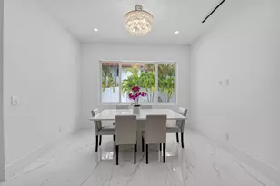 711 NE 6th St, Boca Raton, FL 33432 - Photo 21