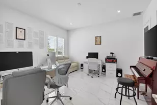 711 NE 6th St, Boca Raton, FL 33432 - Photo 25
