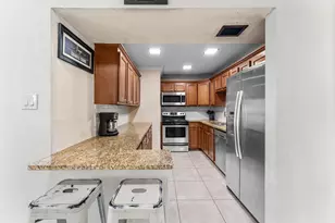 250 NW 43rd Pl, Pompano Beach, FL 33064 - Photo 11