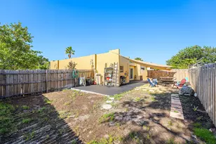 250 NW 43rd Pl, Pompano Beach, FL 33064 - Photo 25