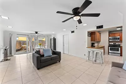 250 NW 43rd Place, Pompano Beach, FL 33064 - Photo 9