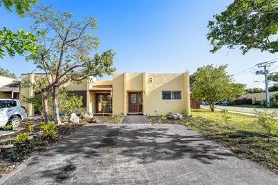 250 NW 43rd Place, Pompano Beach, FL 33064 - Photo 1