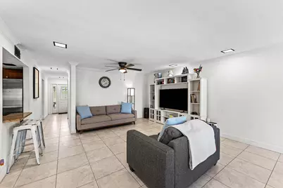 250 NW 43rd Place, Pompano Beach, FL 33064 - Photo 7