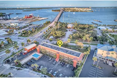 701 N Indian River Drive #105, Fort Pierce, FL 34950 - Photo 3