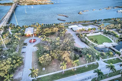 701 N Indian River Drive #105, Fort Pierce, FL 34950 - Photo 15