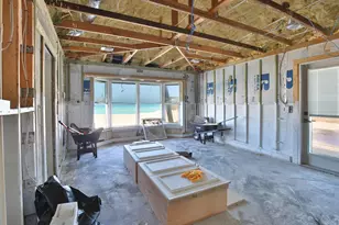 7816 Sanderling Rd, Sarasota, FL 34242 - Photo 9