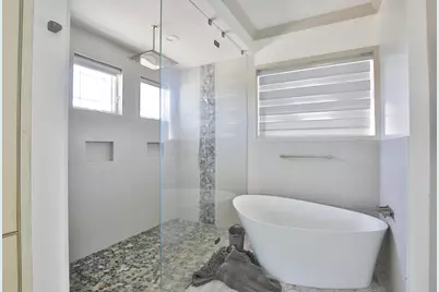 7816 Sanderling Road, Sarasota, FL 34242 - Photo 17