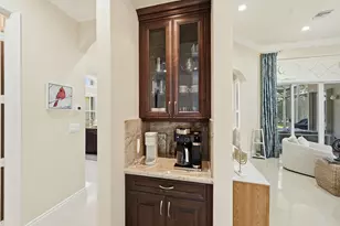 10469 Whitewind Circle, Boynton Beach, FL 33473 - Photo 13