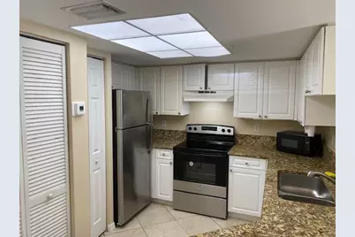 1700 S Crestwood Ct S #1708, Royal Palm Beach, FL 33411 - Photo 5