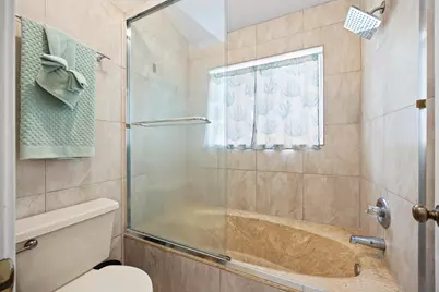 1928 E Discovery Cir Circle E, Deerfield Beach, FL 33442 - Photo 19