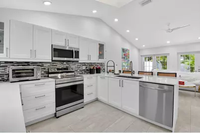 7368 Woodmont Court, Boca Raton, FL 33434 - Photo 13