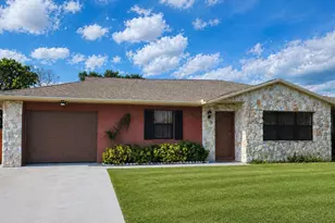 805 SE Cavern Ave, Port Saint Lucie, FL 34983 - Photo 1