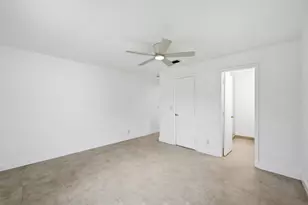 1316 SW 23rd St, Boynton Beach, FL 33426 - Photo 13