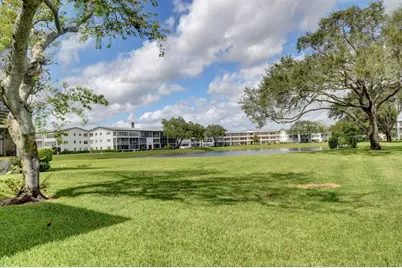137 Fanshaw D, Boca Raton, FL 33434 - Photo 3