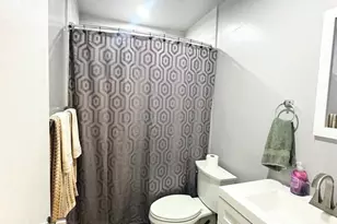 1000 NW 118th St, Miami, FL 33168 - Photo 5