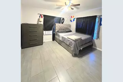 1000 NW 118th Street, Miami, FL 33168 - Photo 3