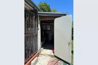 1000 NW 118th Street, Miami, FL 33168 - Photo 9