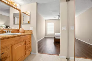 18900 Stewart Cir, Boca Raton, FL 33496 - Photo 17