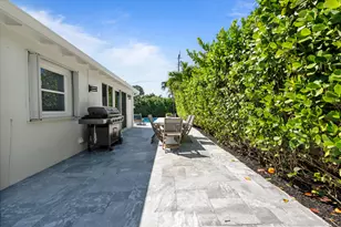 549 Fairwind Dr, North Palm Beach, FL 33408 - Photo 11