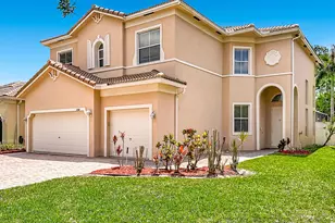 5747 Sunberry Cir, Fort Pierce, FL 34951 - Photo 5