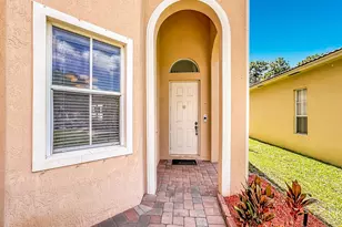 5747 Sunberry Cir, Fort Pierce, FL 34951 - Photo 5