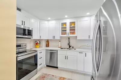 1900 S Ocean Boulevard #1e, Lauderdale by the Sea, FL 33062 - Photo 9