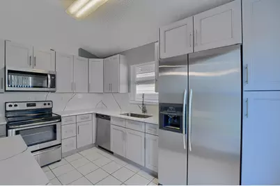 10253 N Serene Meadow Dr Drive N, Boca Raton, FL 33428 - Photo 17