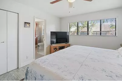 7620 NW 79th Avenue #J8, Tamarac, FL 33321 - Photo 11