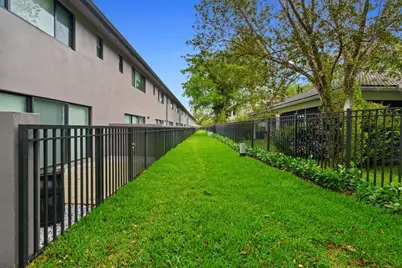 4315 NW 115th Avenue, Coral Springs, FL 33065 - Photo 13