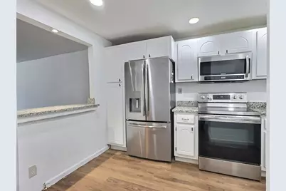 400 S Hollybrook Drive #202, Pembroke Pines, FL 33025 - Photo 3