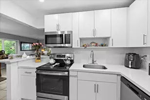 8280 SW 24th St, North Lauderdale, FL 33068 - Photo 3
