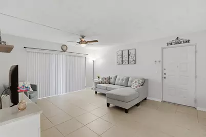 627 Sea Pine Way #D1, Greenacres, FL 33415 - Photo 9