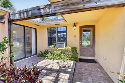 9389 Longmeadow Circle, Boynton Beach, FL 33436 - Photo 5