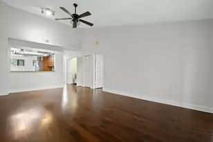 6215 SE Georgetown Pl, Hobe Sound, FL 33455 - Photo 5
