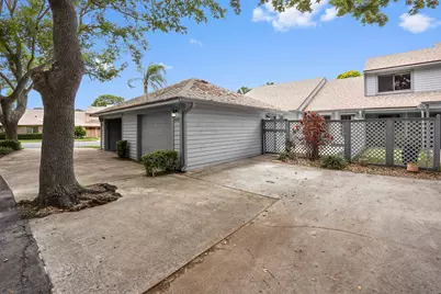 6215 SE Georgetown Place, Hobe Sound, FL 33455 - Photo 27