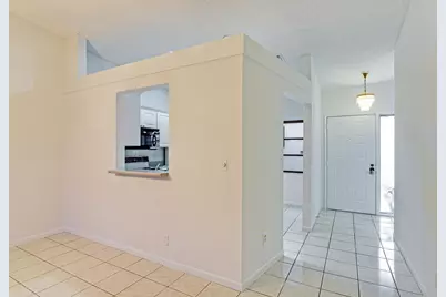 8109 Whispering Palm Drive, Boca Raton, FL 33496 - Photo 5