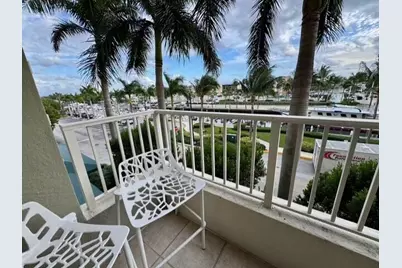 625 Casa Loma Boulevard #304, Boynton Beach, FL 33435 - Photo 9