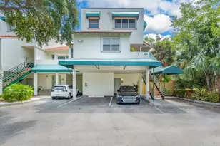 324 N Lake Dr, Lantana, FL 33462 - Photo 5