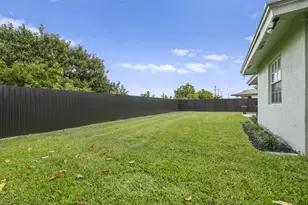 401 NW 16th Pl, Pompano Beach, FL 33060 - Photo 5