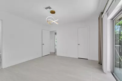 908 NE 8th Avenue, Delray Beach, FL 33483 - Photo 17
