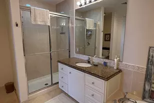 27 Harbour Isle Dr W, Fort Pierce, FL 34949 - Photo 17