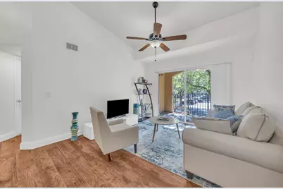 4241 San Marino Boulevard #207, West Palm Beach, FL 33409 - Photo 9