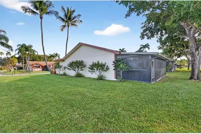29 Fawlkland Circle, Boynton Beach, FL 33426 - Photo 23