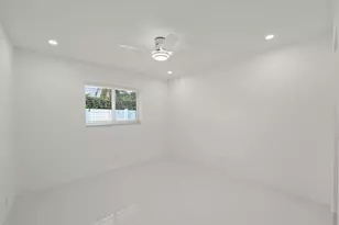 979 NW 8th St, Boca Raton, FL 33486 - Photo 35