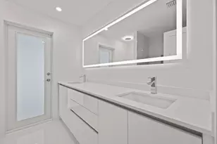 979 NW 8th St, Boca Raton, FL 33486 - Photo 37