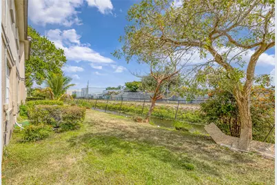 2037 Nassau Drive #2037, Riviera Beach, FL 33404 - Photo 31