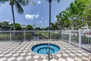 2037 Nassau Dr, Riviera Beach, FL 33404 - Photo 35