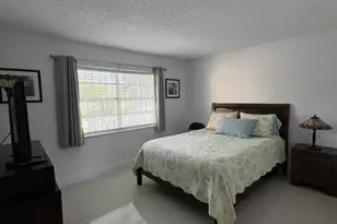 424 SE 10th St, Dania Beach, FL 33004 - Photo 11
