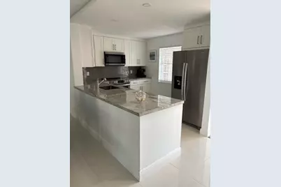 424 SE 10th Street #203, Dania Beach, FL 33004 - Photo 3