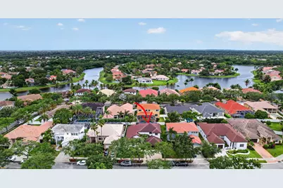 711 Heritage Way, Weston, FL 33326 - Photo 49